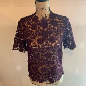 Halogen short sleeve lace top